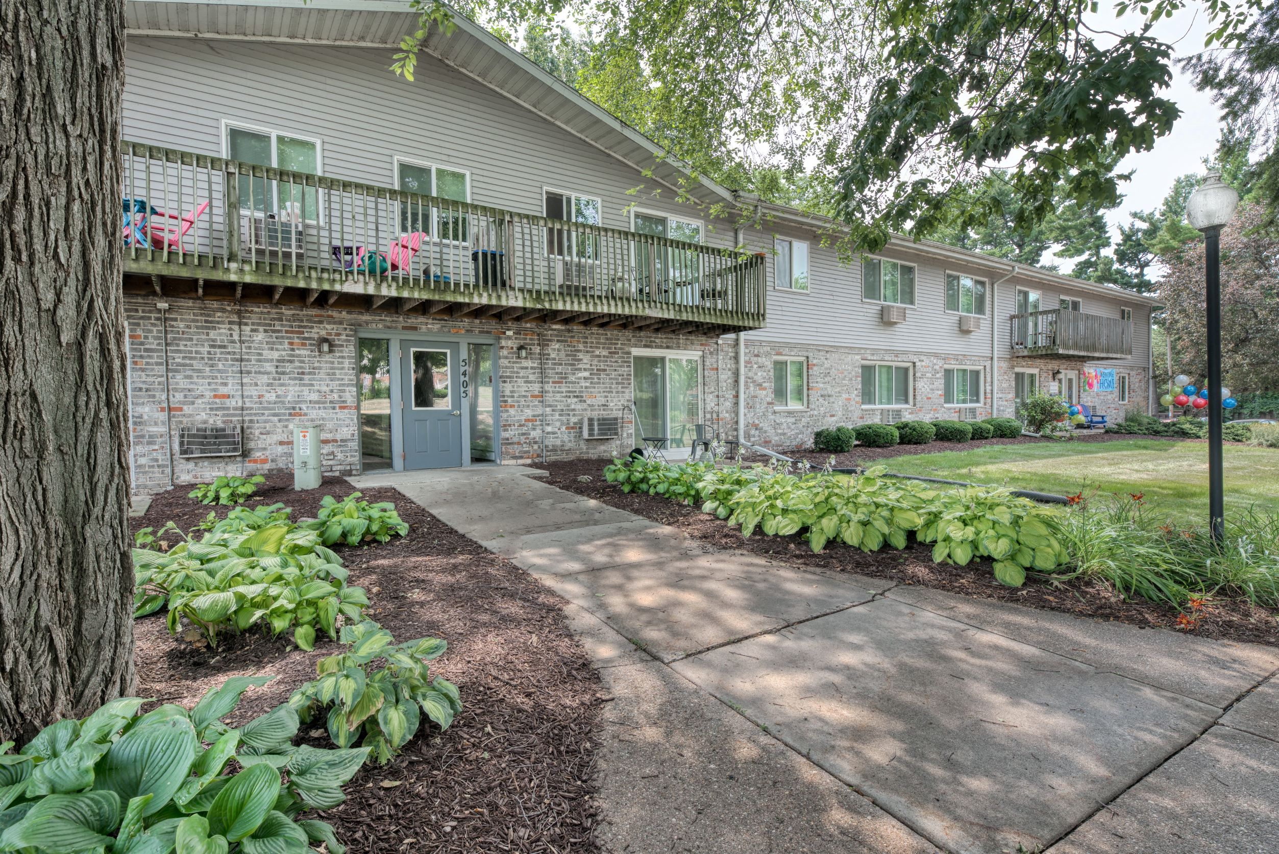 Overlook Pointe Apartments, 5405 Century Avenue, Middleton, WI RentCafe